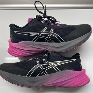 ASICS novablast 3 - women’s size 8
